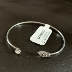 Express silver bracelet